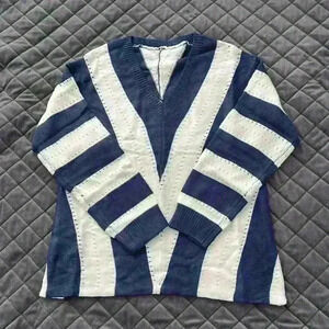 ASVIVID women’s V-neck sweater